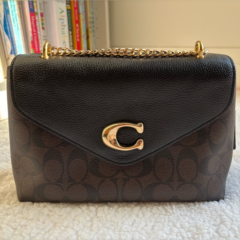 COACH TAMMIE SHOULDER BAG SIGNATURE CANVAS in brown black